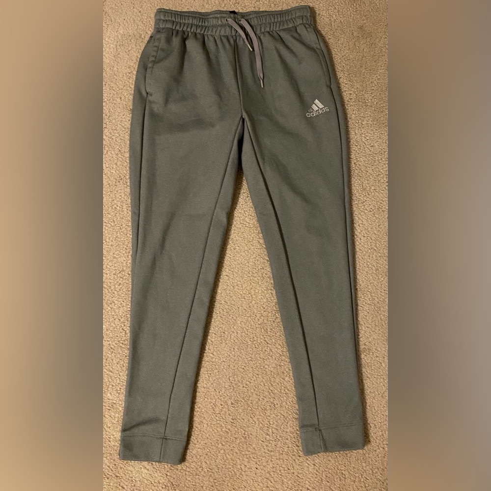 Adidas Women Gray Aeroready Joggers (size small)